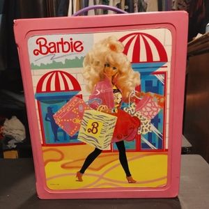 Vintage Barbie case w 3 Ken dolls& 1 Barbie